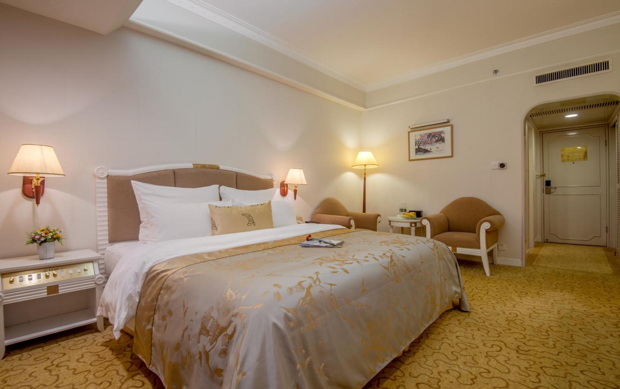 Standard Suite,1627237030:JPEG